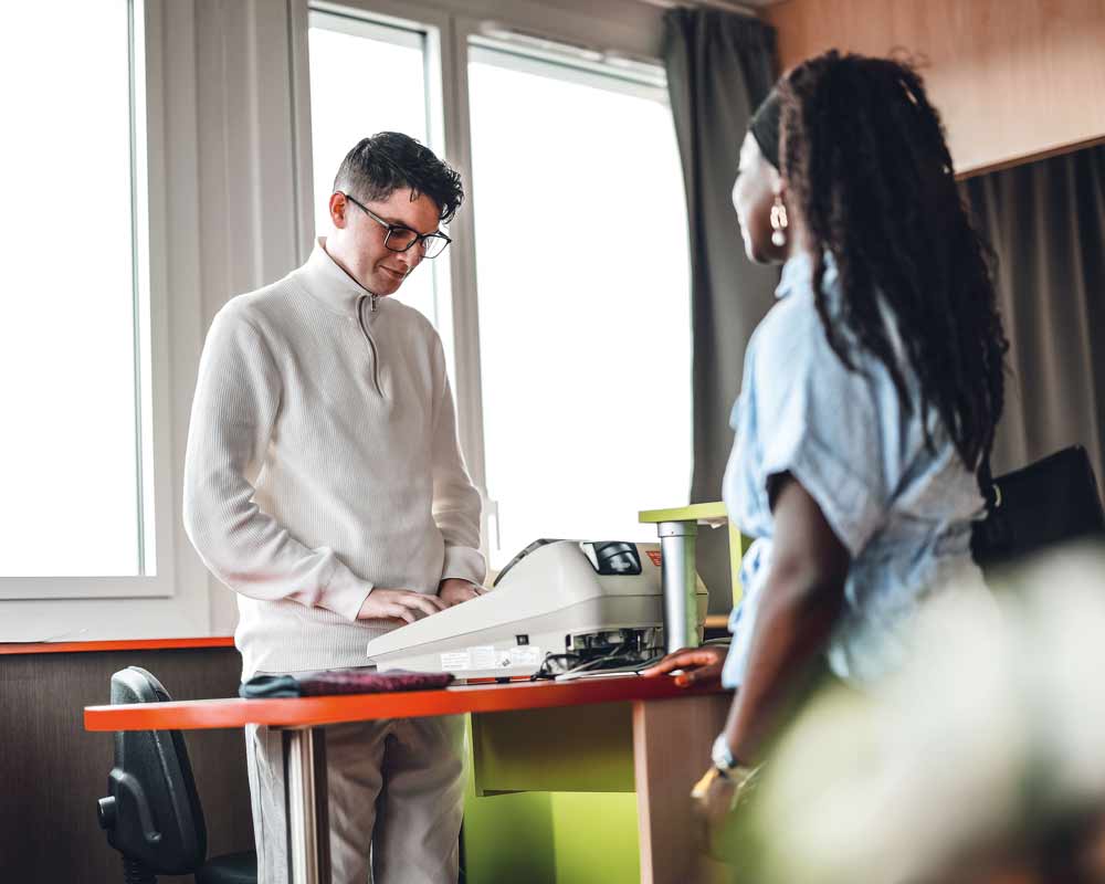 la croix rouge Métiers du Commerce caisse